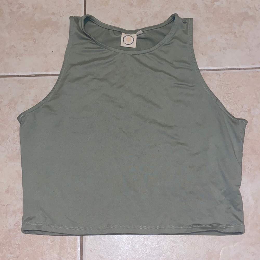 Live in the Moment Crop Top